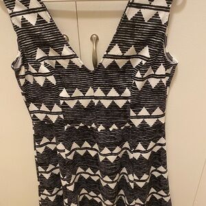 H&M Black & White Geometric V-Neck Midi Dress